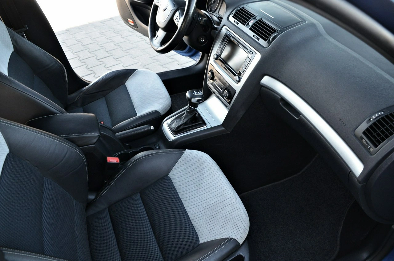 Skoda Octavia - Zdjęcie 20