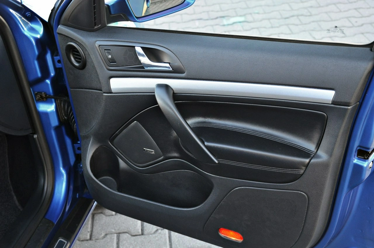 Skoda Octavia - Zdjęcie 22