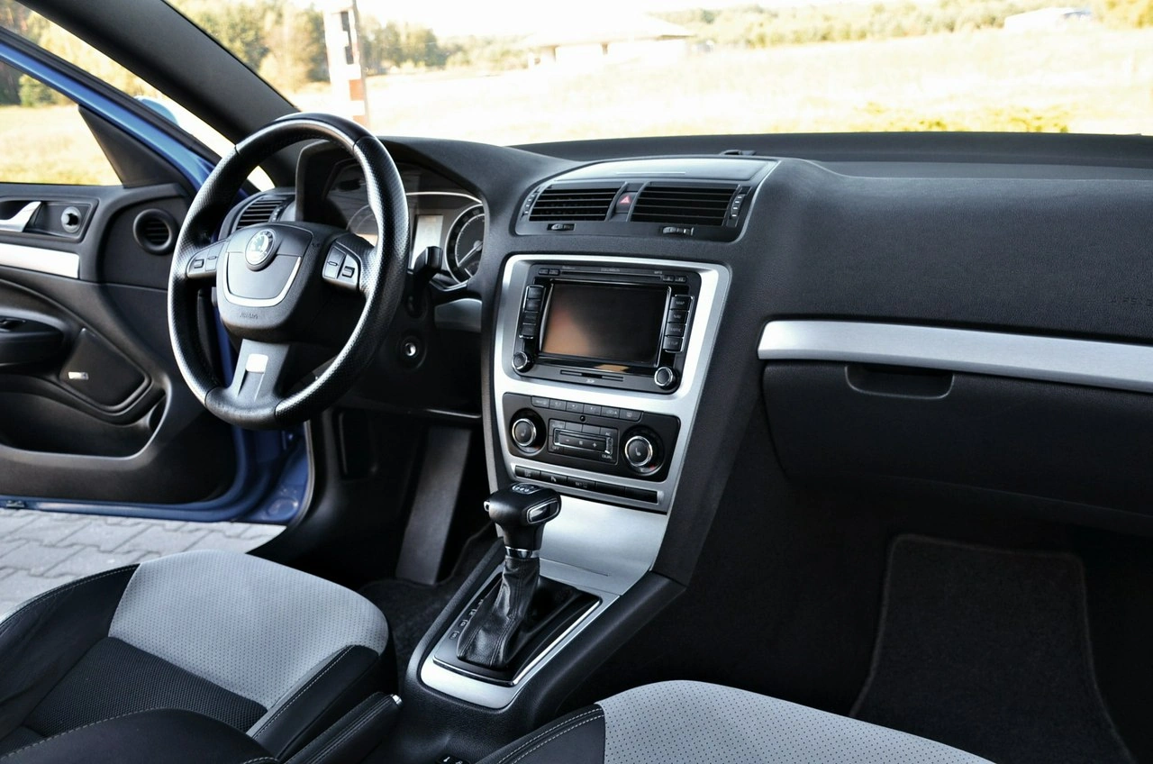 Skoda Octavia - Zdjęcie 23