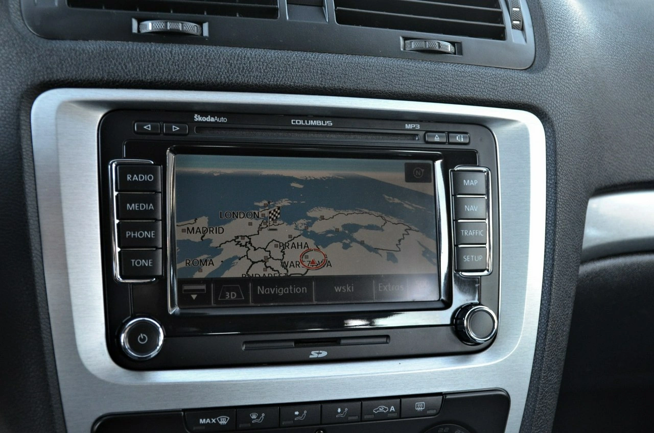 Skoda Octavia - Zdjęcie 25