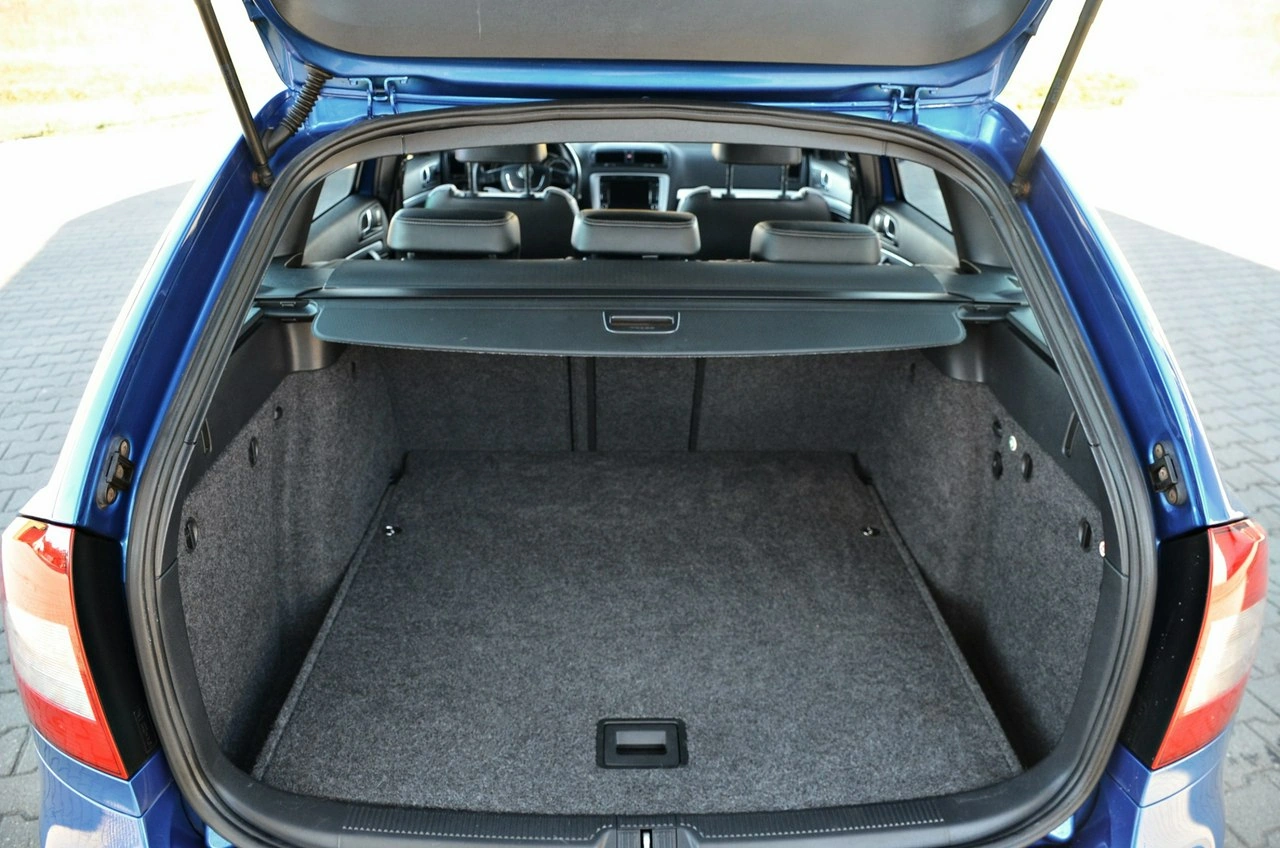 Skoda Octavia - Zdjęcie 26
