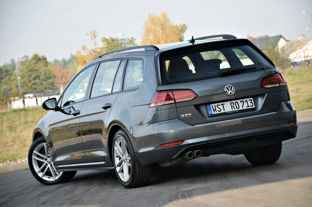 Volkswagen Golf - Zdjęcie 10