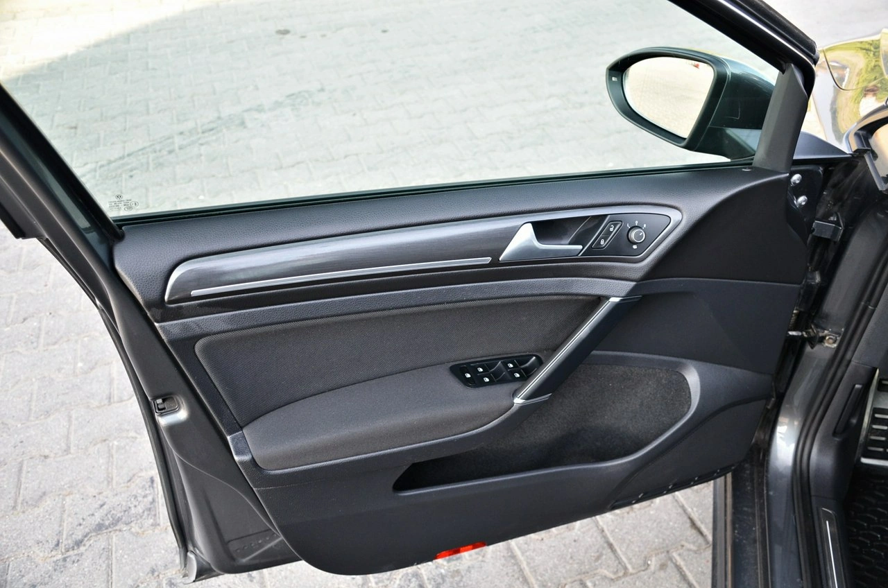 Volkswagen Golf - Zdjęcie 16