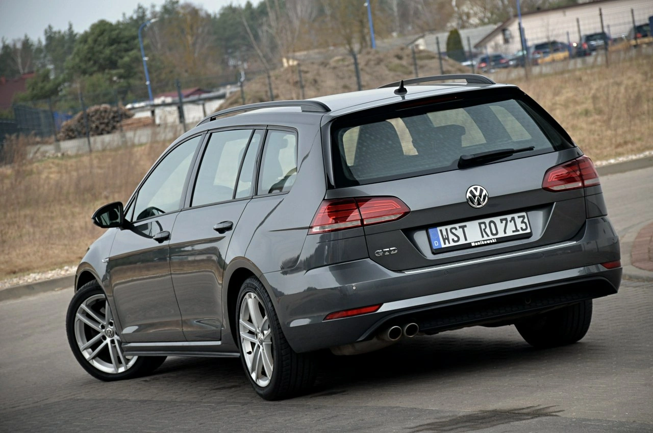 Volkswagen Golf - Zdjęcie 8