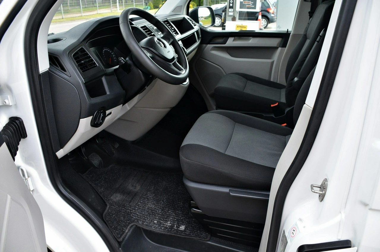 Volkswagen Transporter - Zdjęcie 13