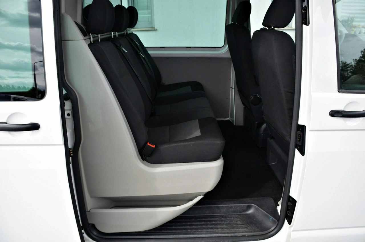 Volkswagen Transporter - Zdjęcie 18