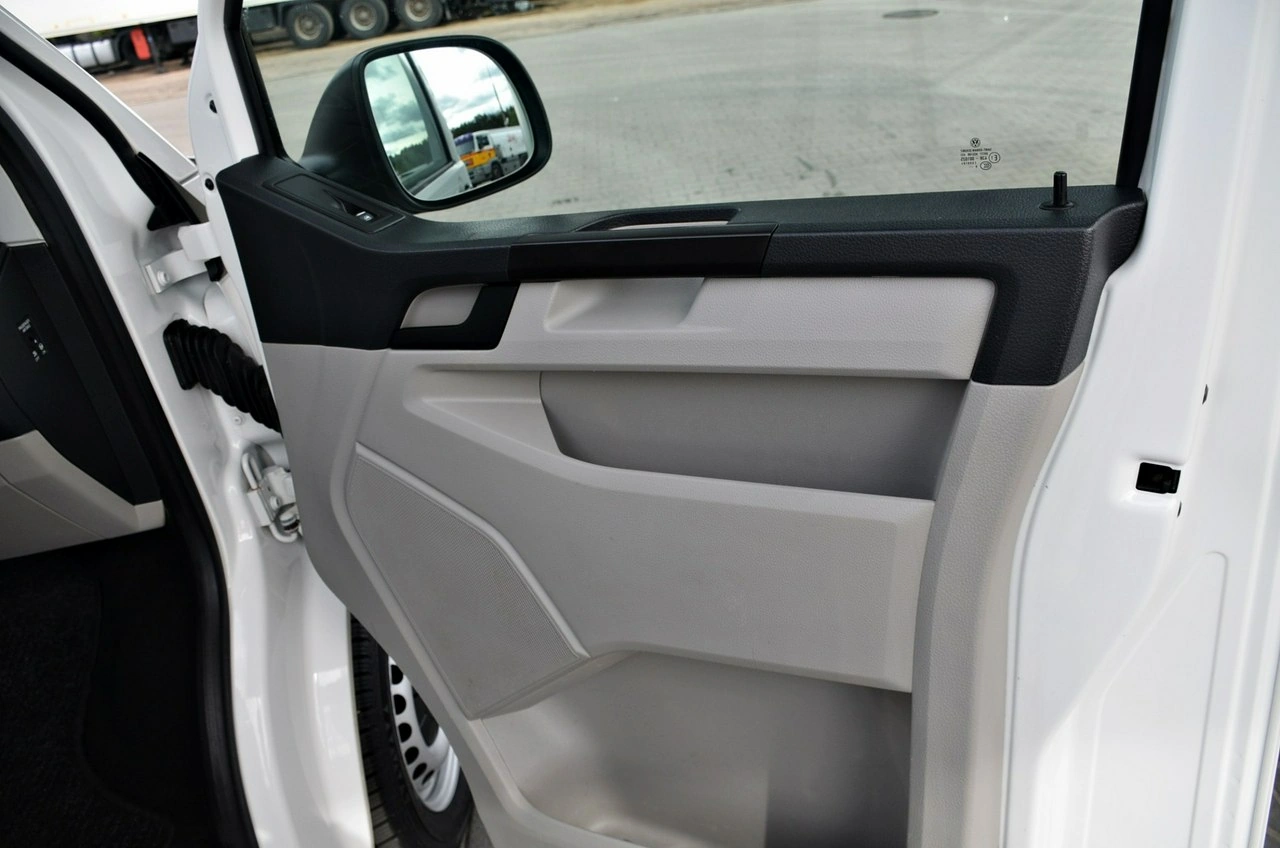 Volkswagen Transporter - Zdjęcie 24