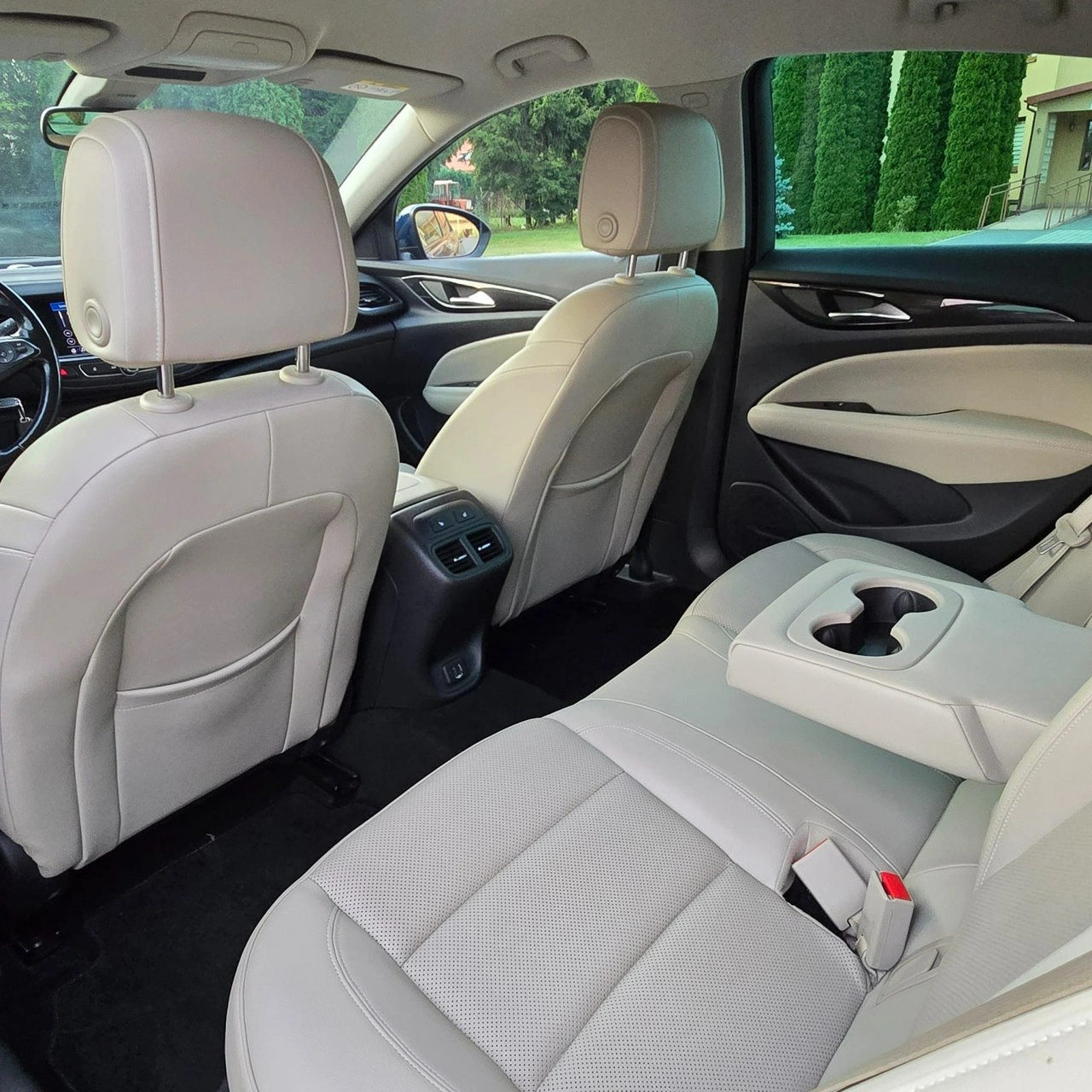 Opel Insignia - Zdjęcie 24