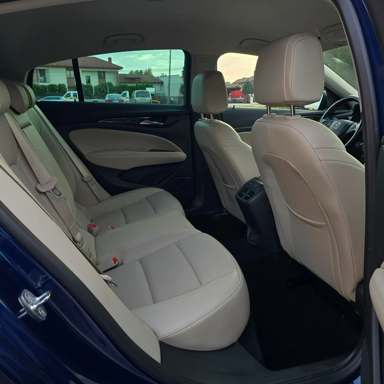 Opel Insignia - Zdjęcie 27