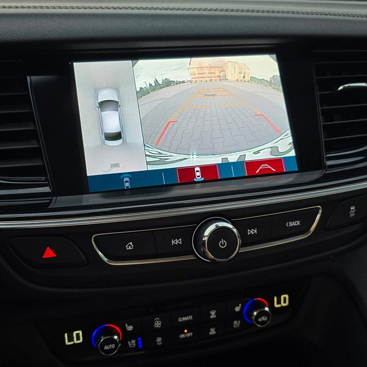 Opel Insignia - Zdjęcie 41