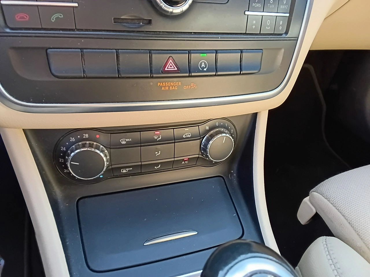 Mercedes GLA 180 - Zdjęcie 17