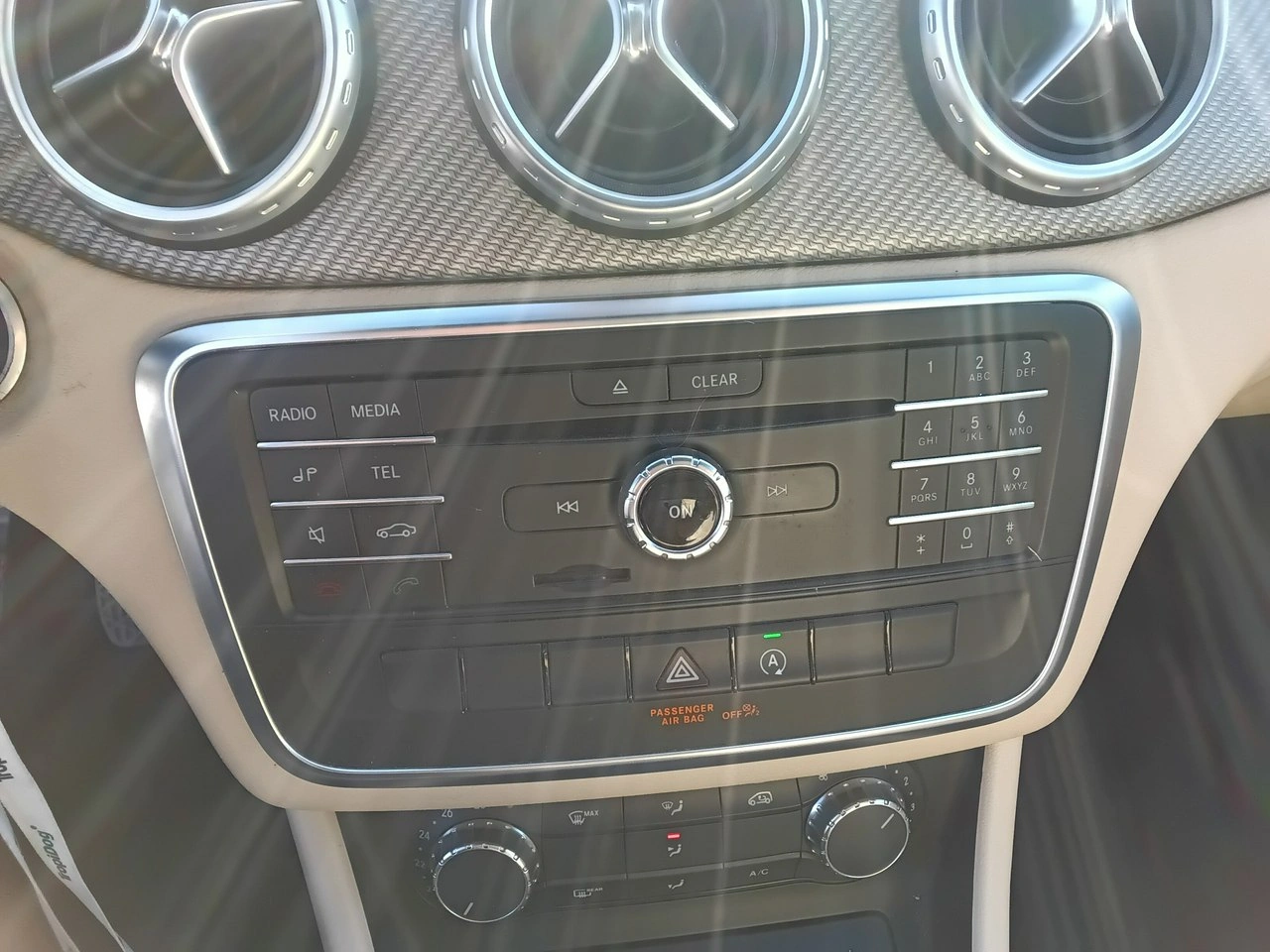 Mercedes GLA 180 - Zdjęcie 20