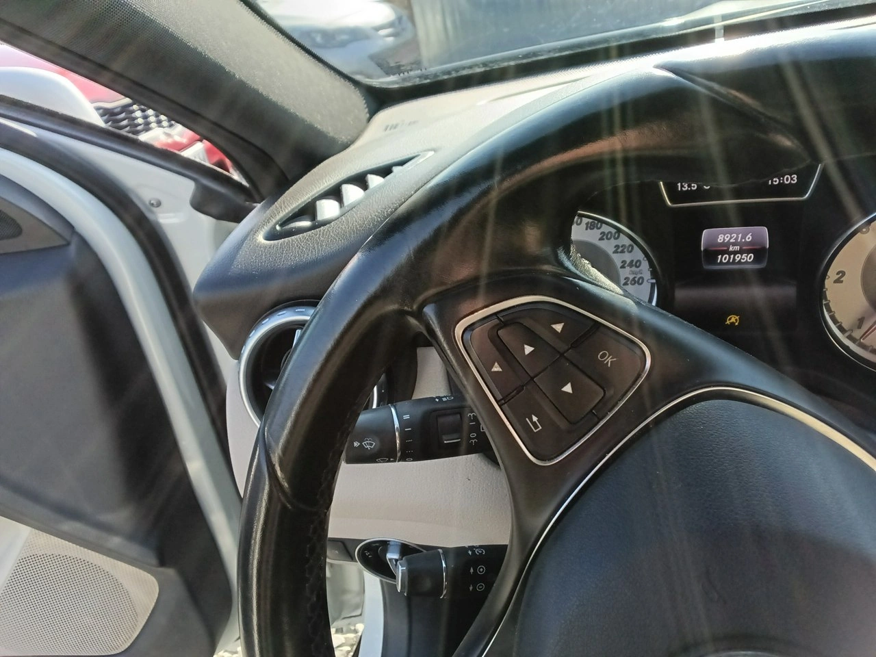 Mercedes GLA 180 - Zdjęcie 24