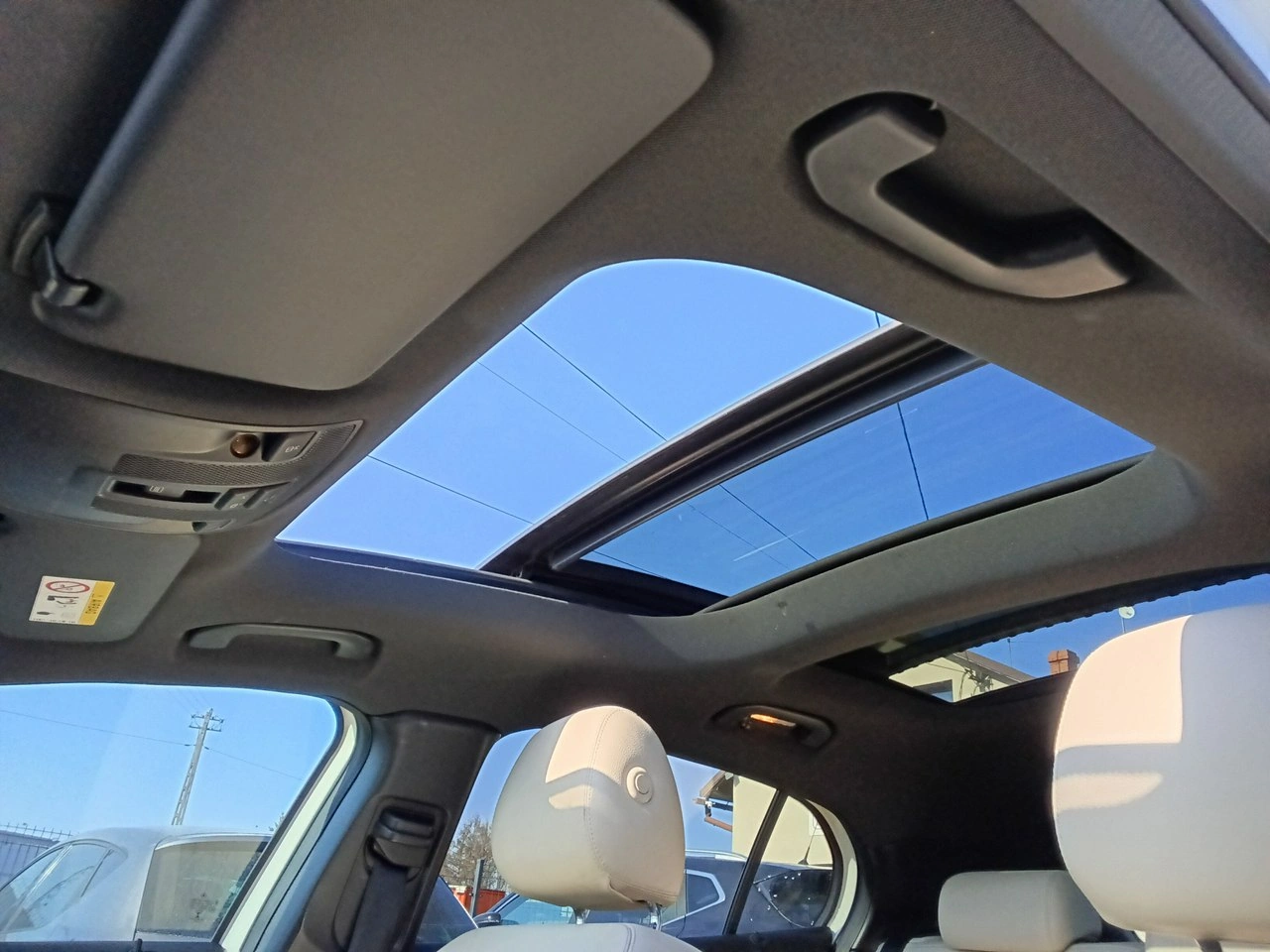 Mercedes GLA 180 - Zdjęcie 32