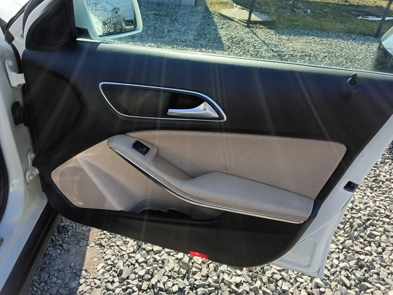 Mercedes GLA 180 - Zdjęcie 34