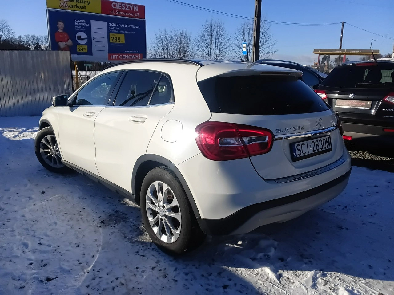 Mercedes GLA 180 - Zdjęcie 3