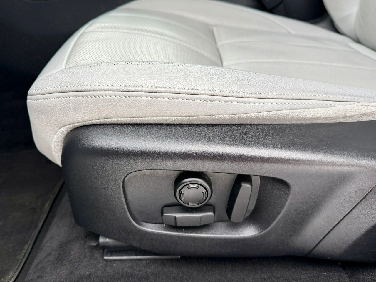 Land Rover Range Rover Evoque - Zdjęcie 18