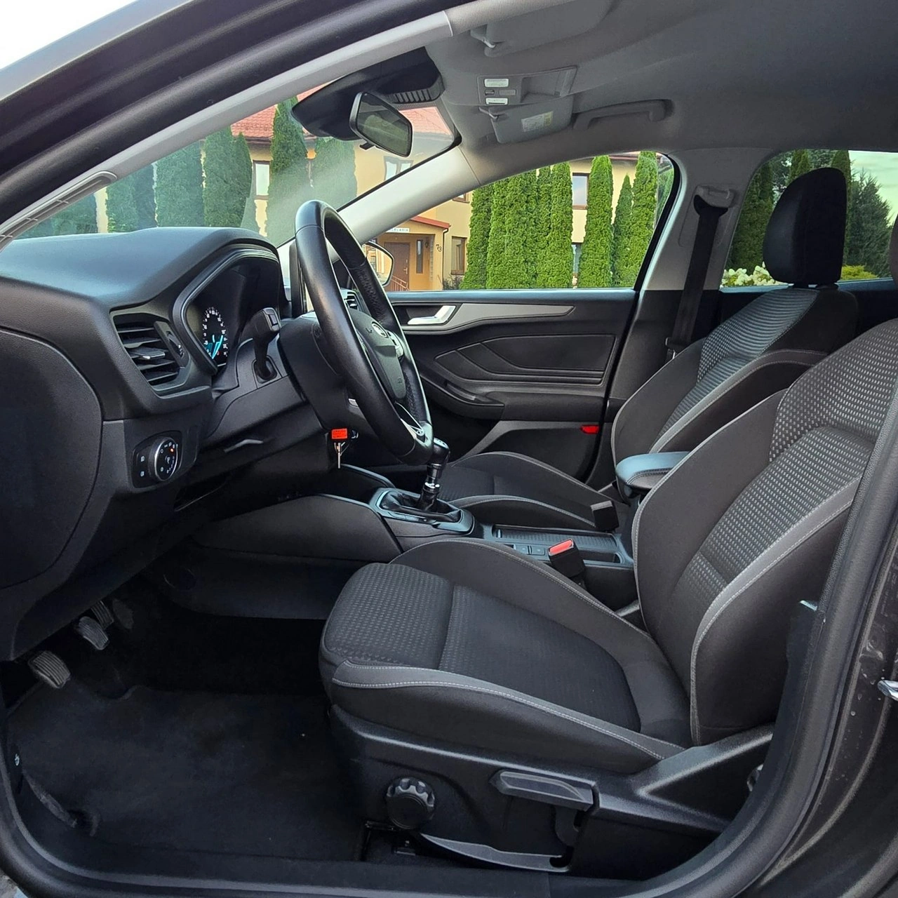 Ford Focus - Zdjęcie 23