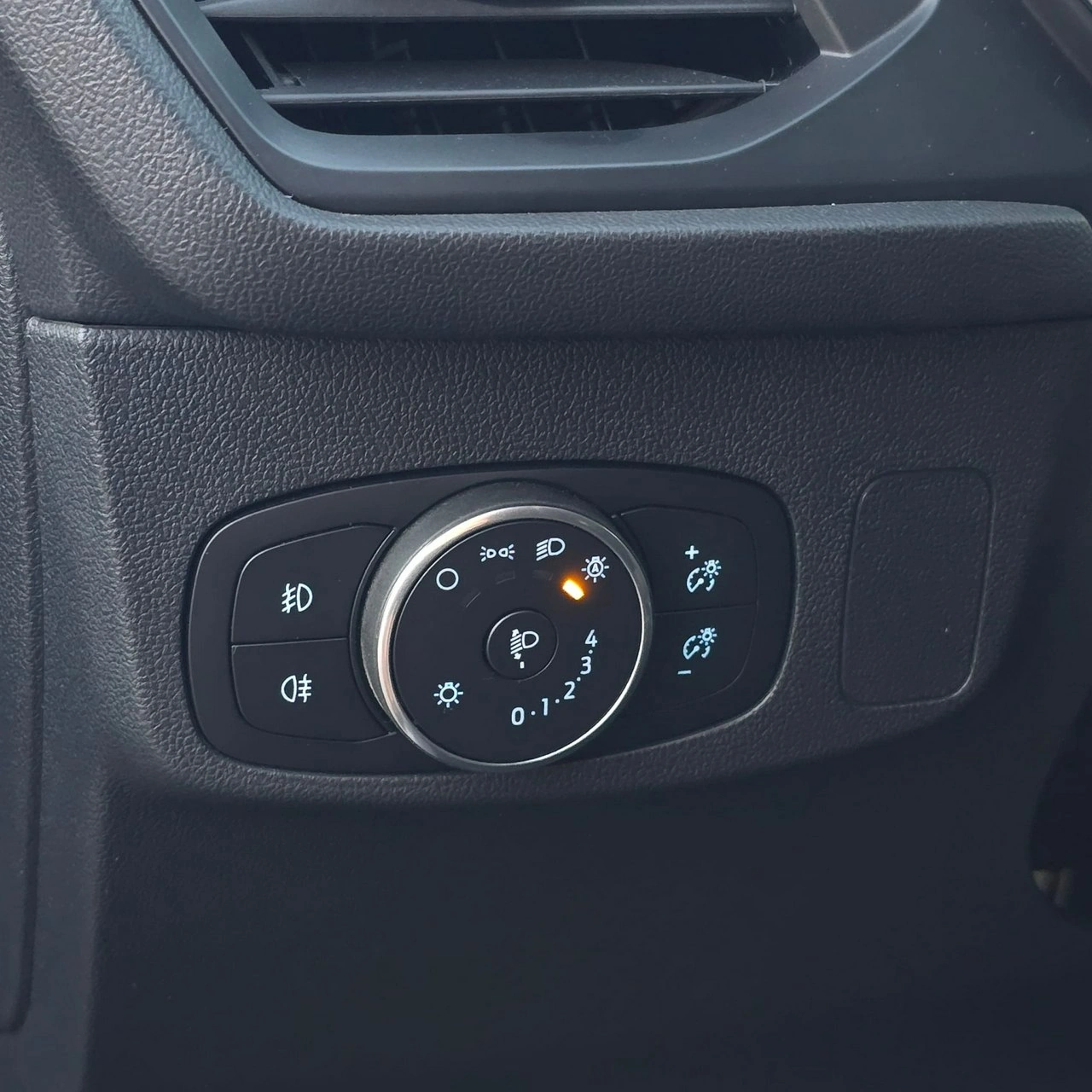 Ford Focus - Zdjęcie 37