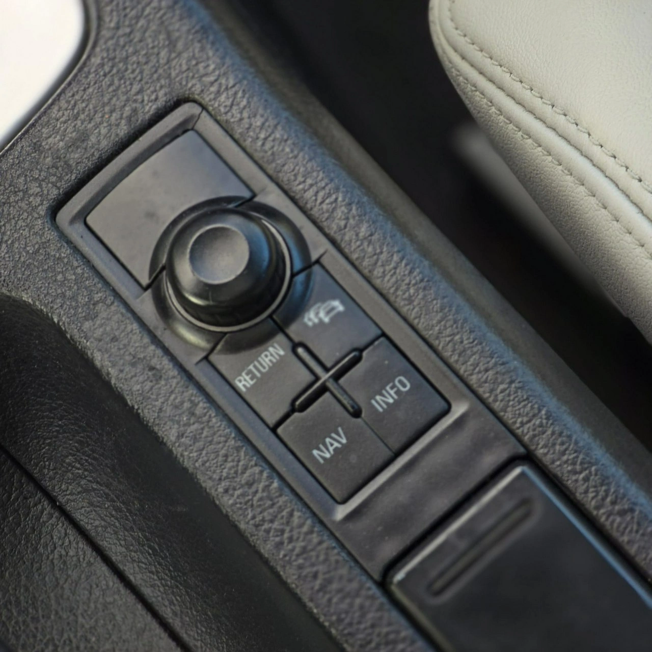 Audi A4 - Zdjęcie 35