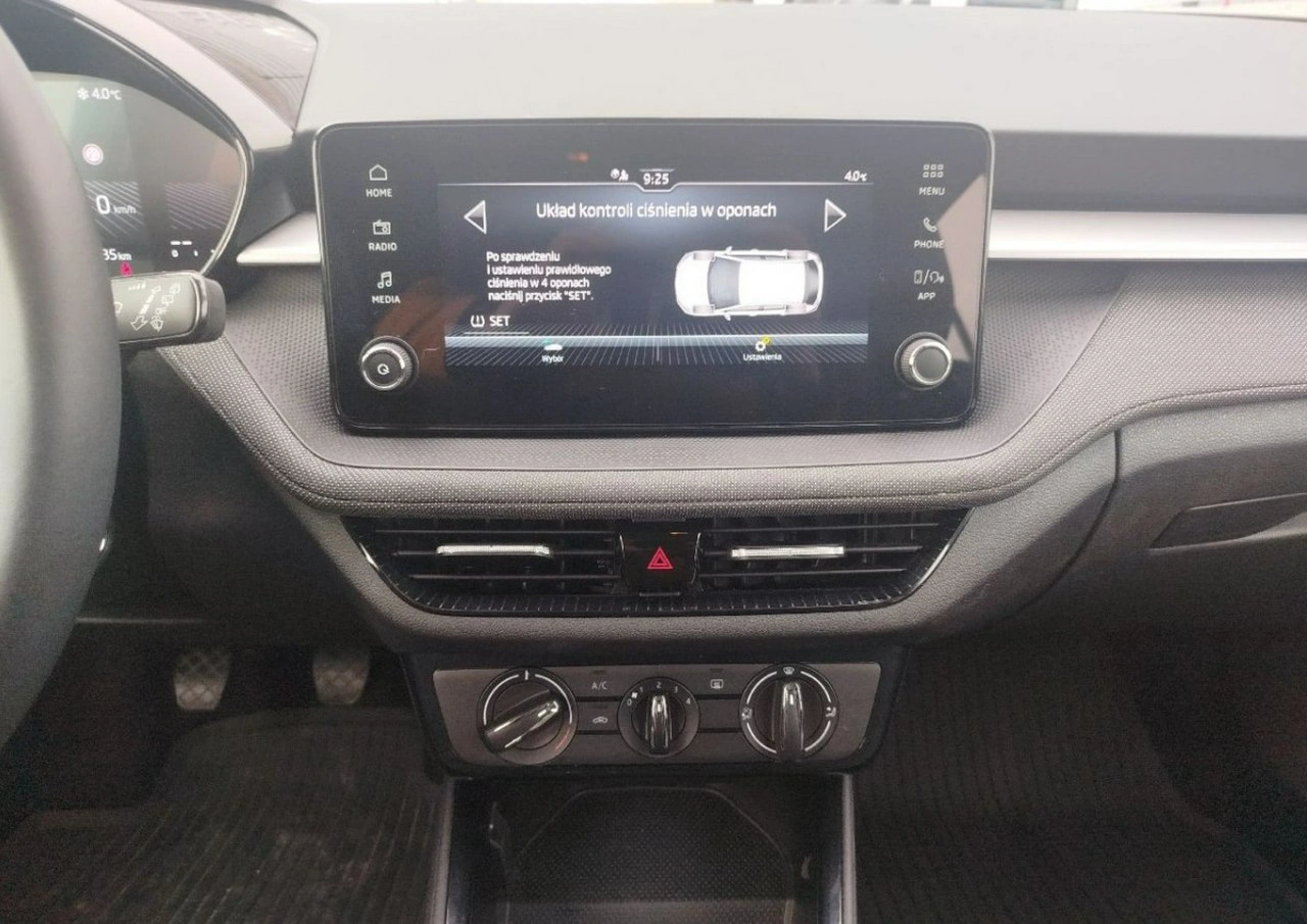 Skoda Fabia - Zdjęcie 9