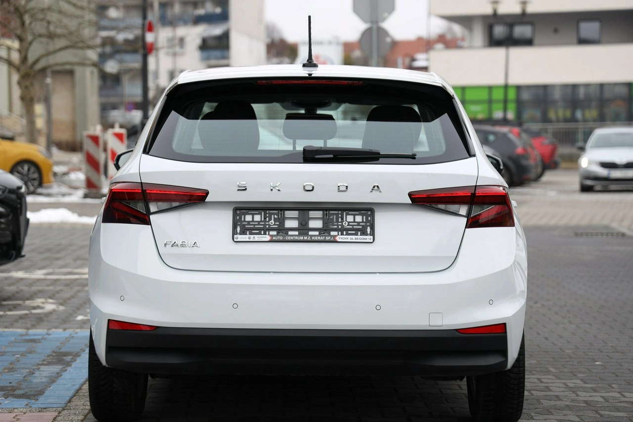 Skoda Fabia - Zdjęcie 6