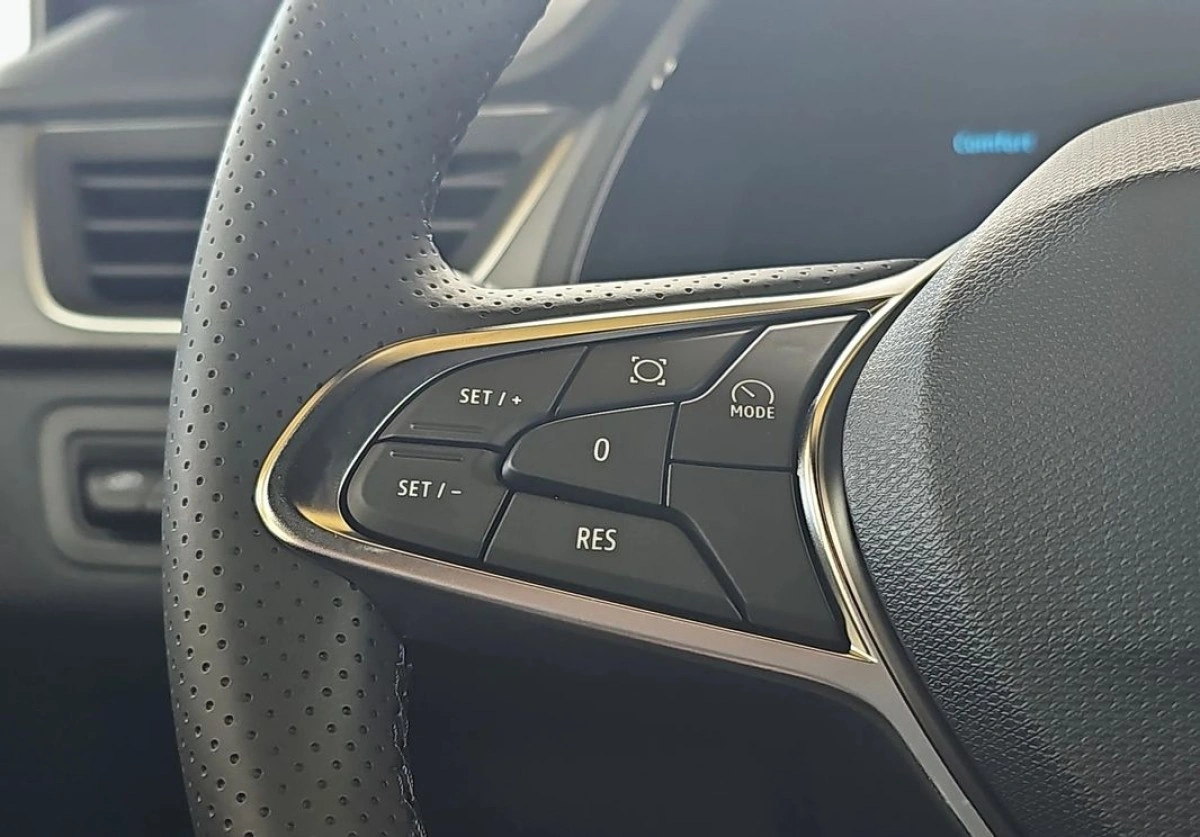 Renault Captur - Zdjęcie 17