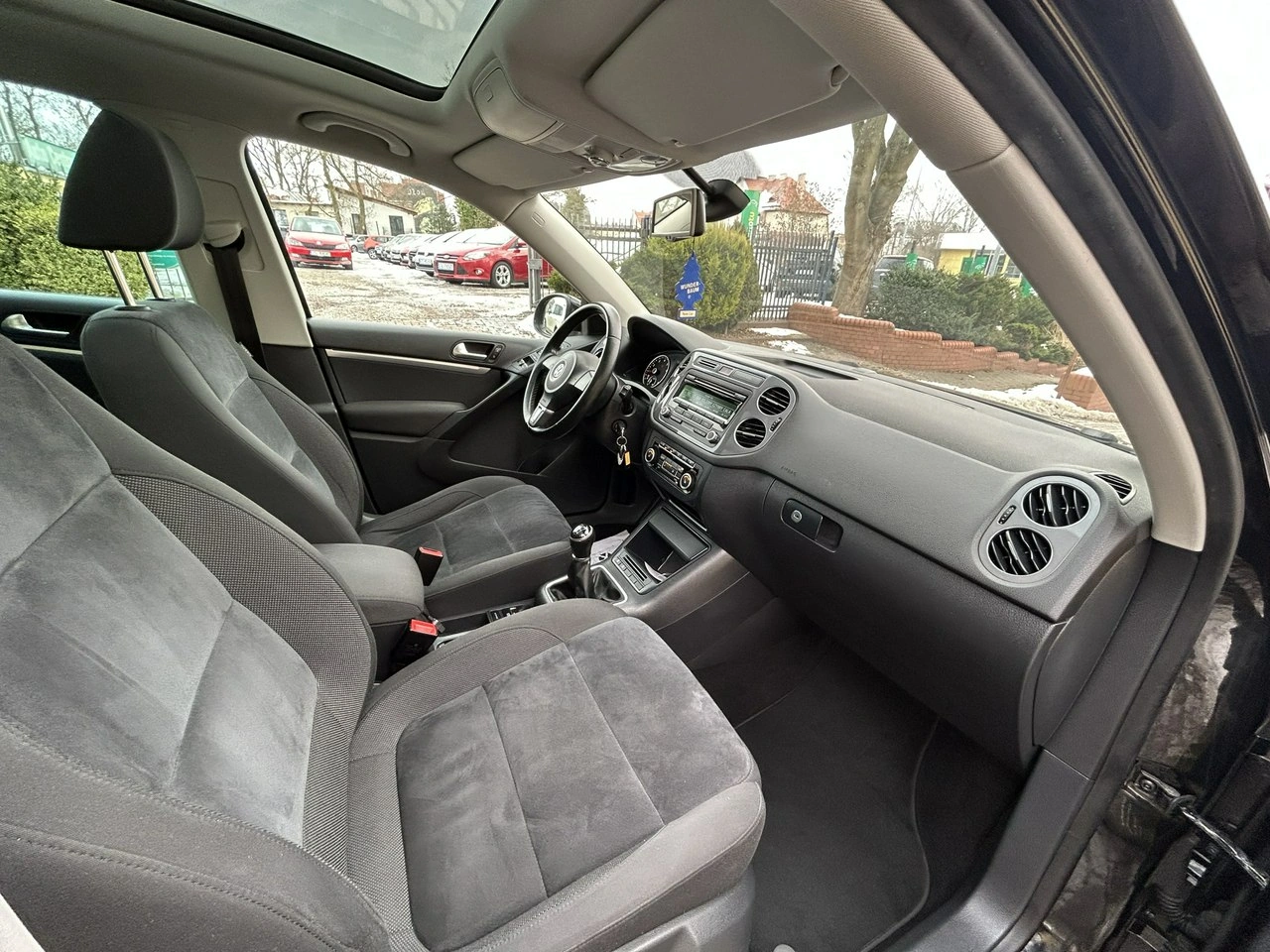 Volkswagen Tiguan - Zdjęcie 9