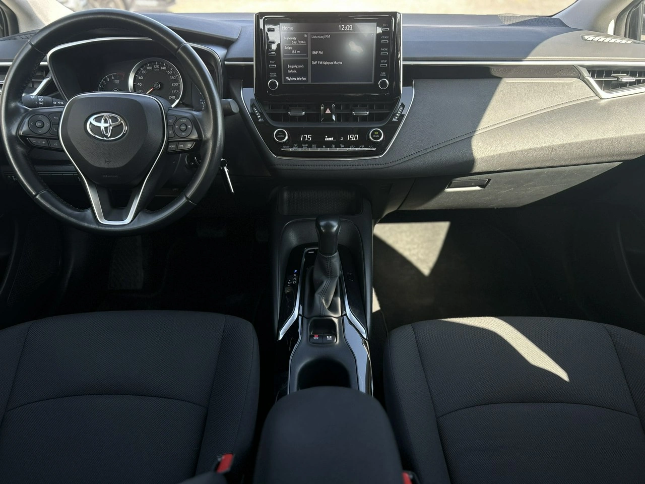 Toyota Corolla - Zdjęcie 15