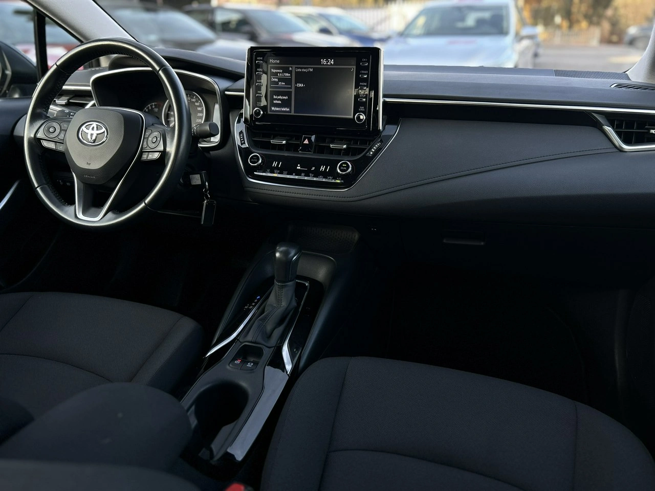 Toyota Corolla - Zdjęcie 12