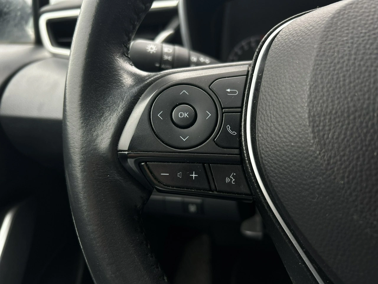 Toyota Corolla - Zdjęcie 13