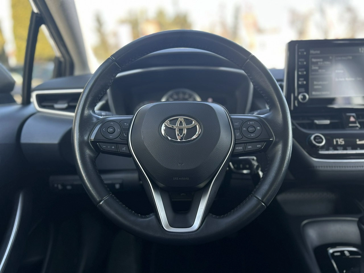 Toyota Corolla - Zdjęcie 17