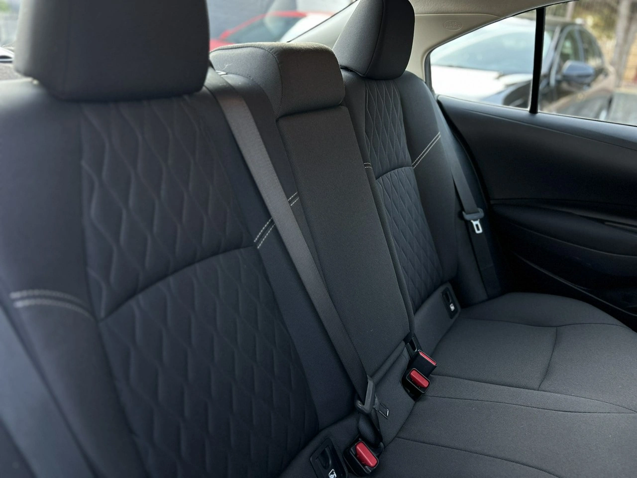 Toyota Corolla - Zdjęcie 32