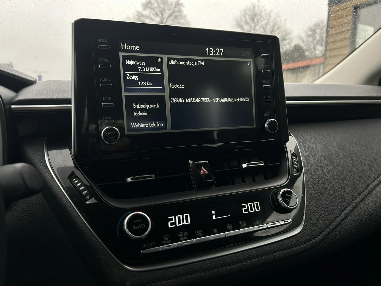 Toyota Corolla - Zdjęcie 19