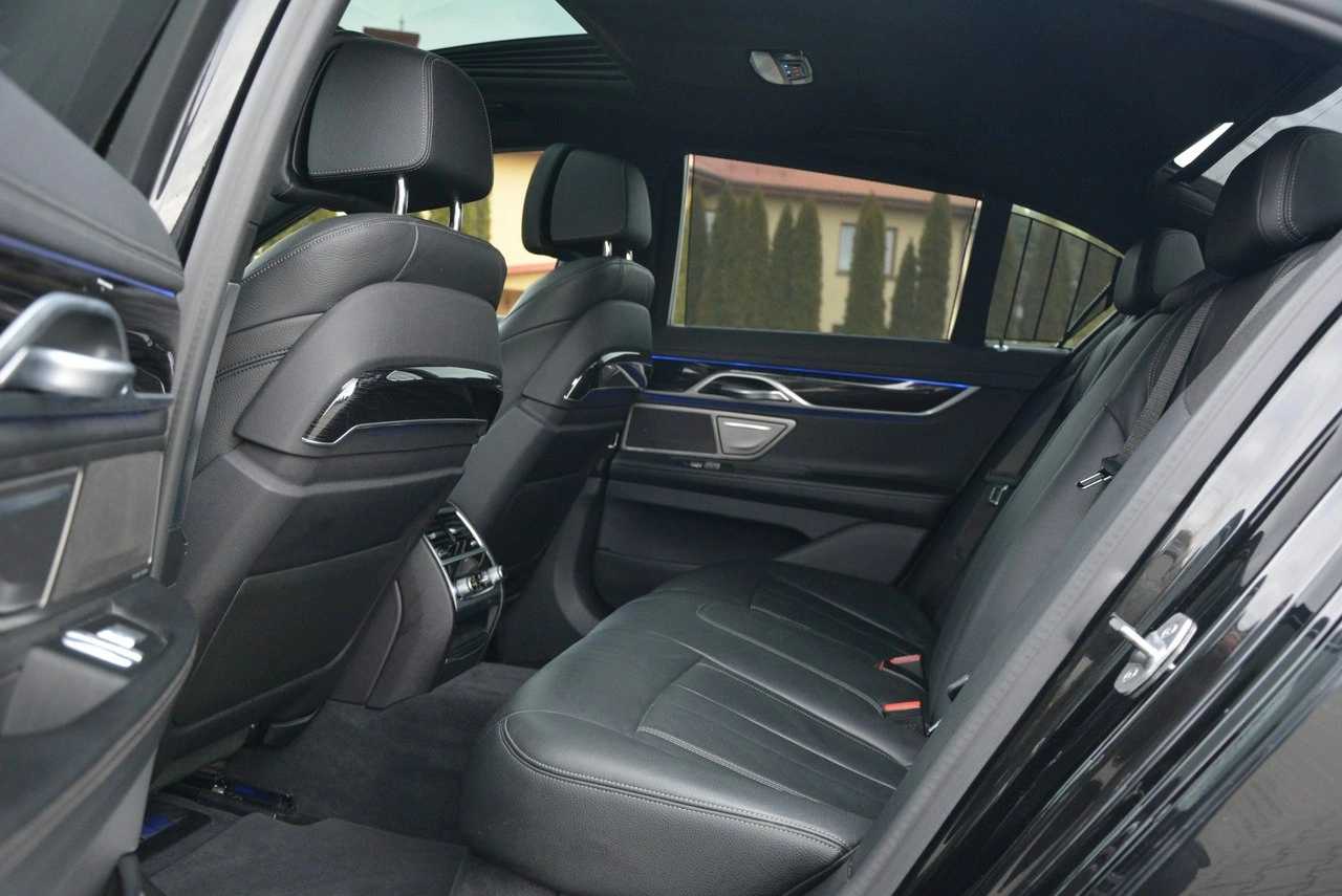 BMW 740 - Zdjęcie 22