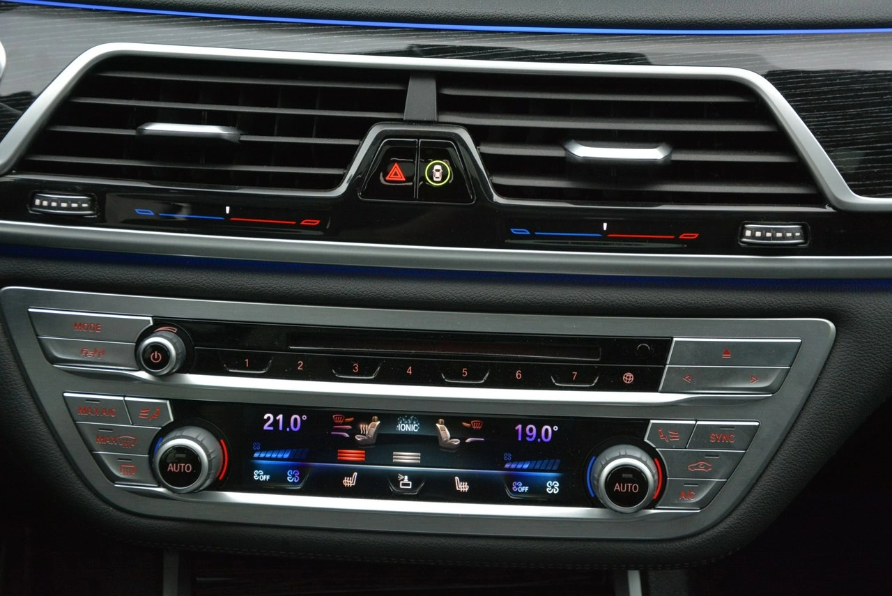 BMW 740 - Zdjęcie 28