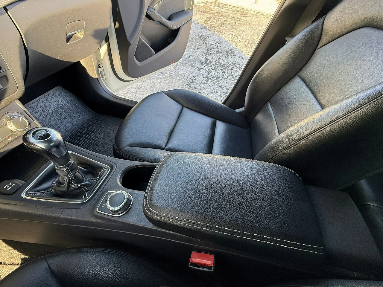 Mercedes B 180 - Zdjęcie 15