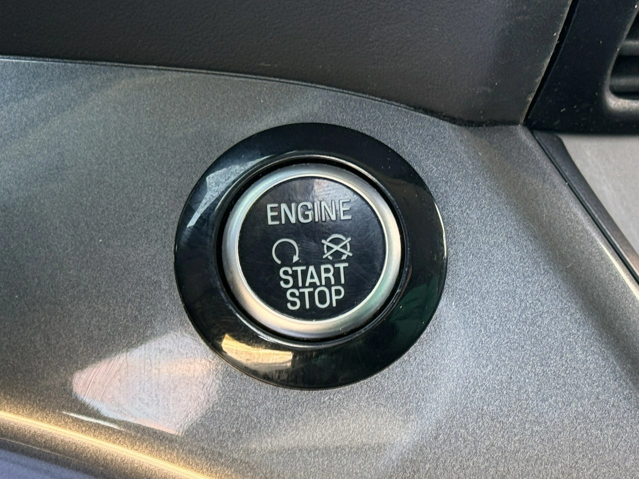 Ford Kuga - Zdjęcie 29