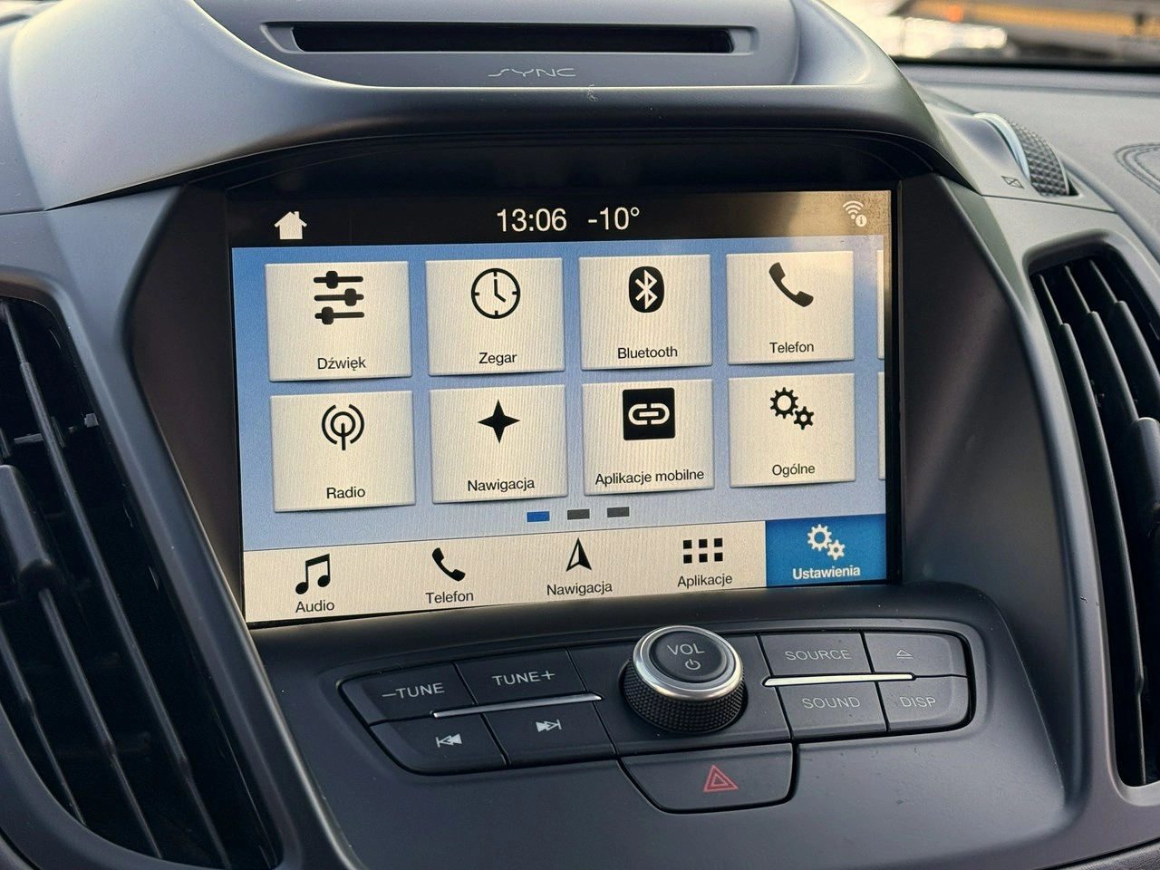 Ford Kuga - Zdjęcie 21