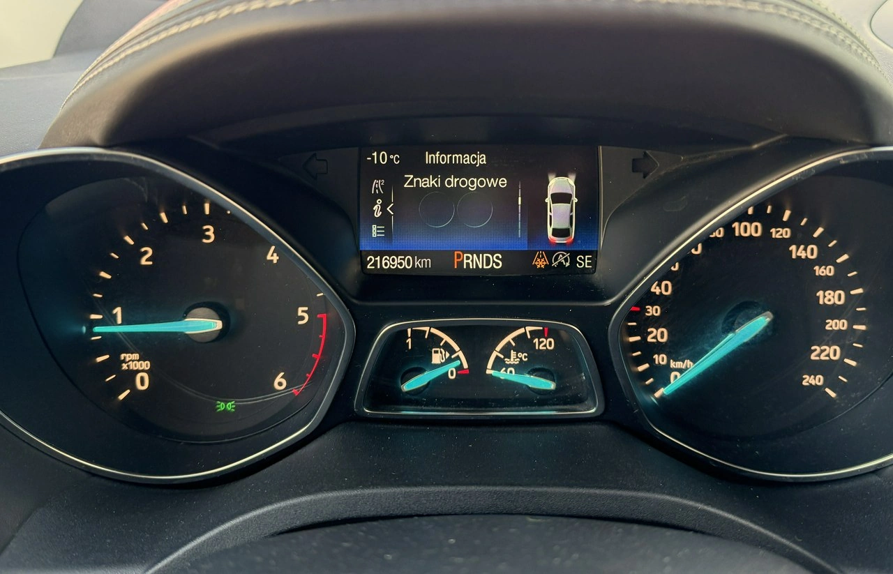 Ford Kuga - Zdjęcie 64