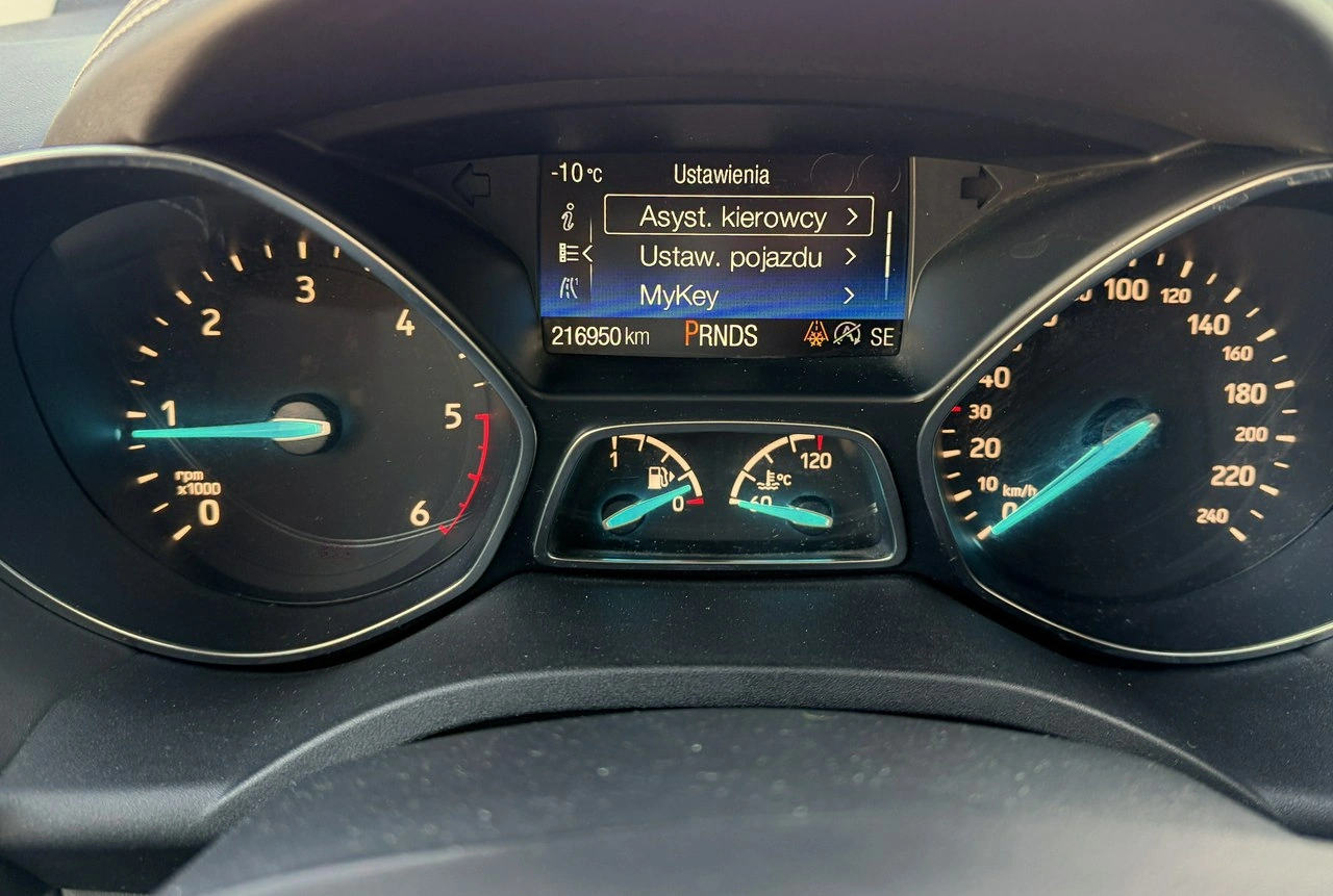 Ford Kuga - Zdjęcie 65