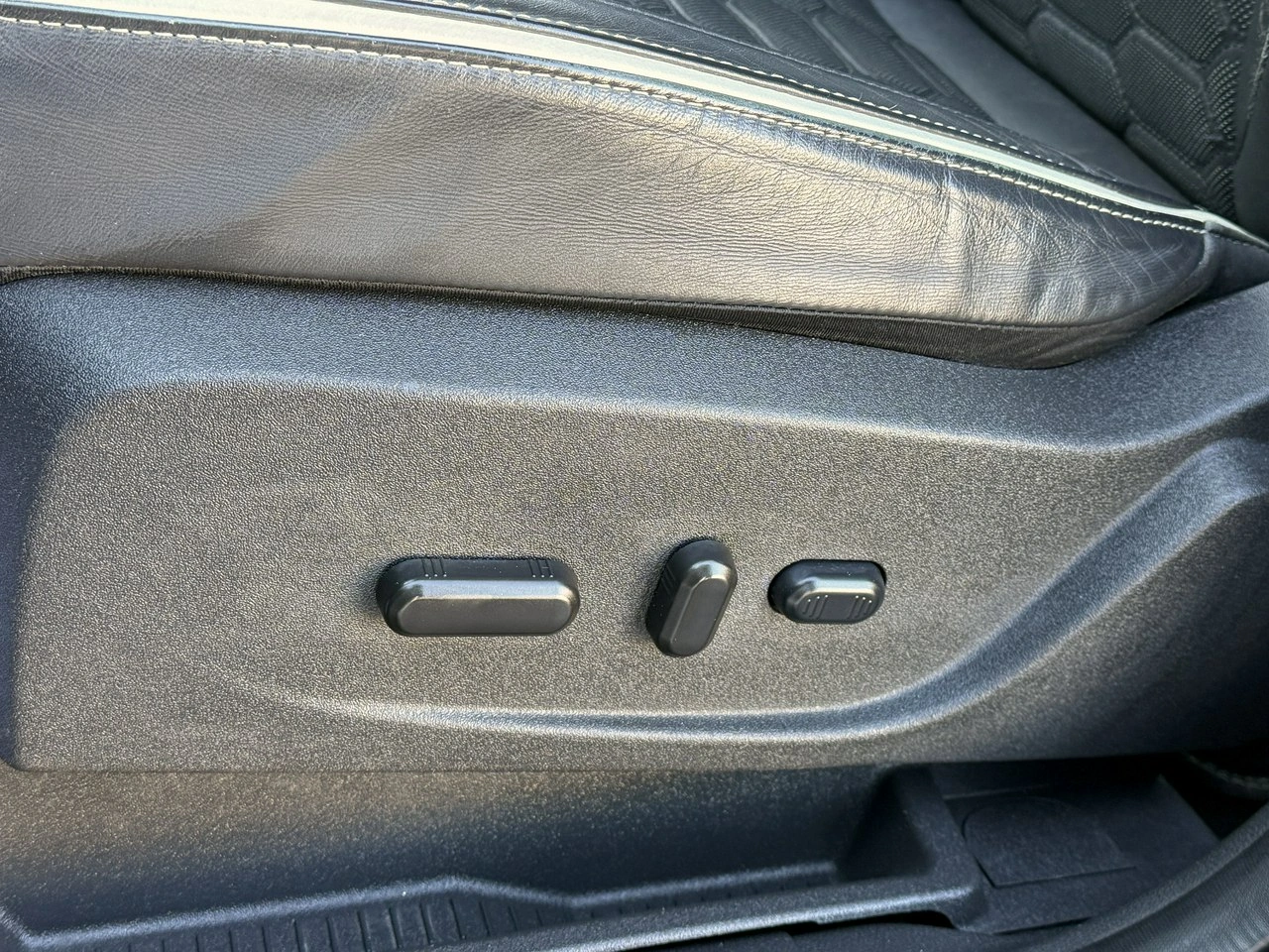 Ford Kuga - Zdjęcie 11