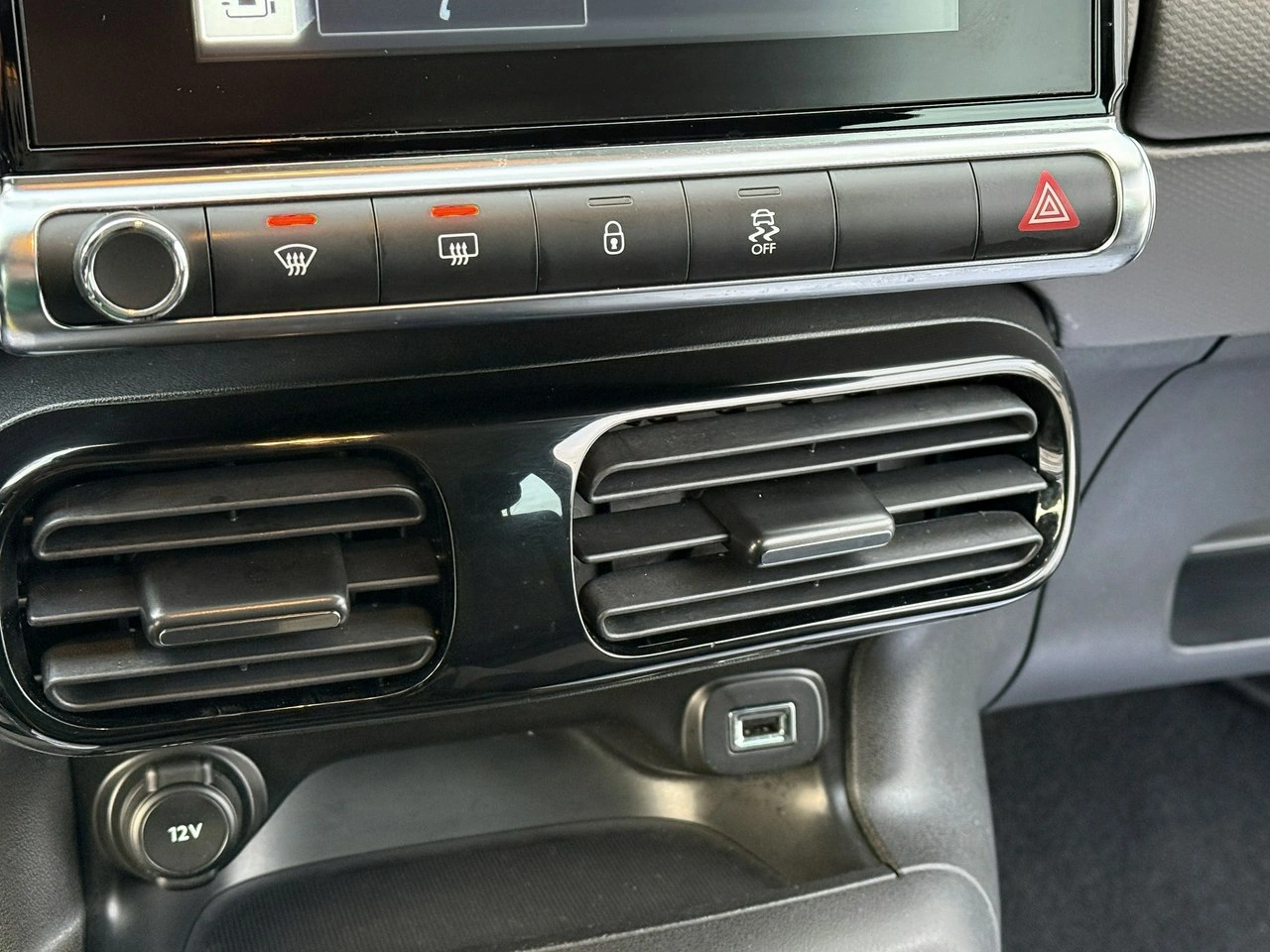 Citroën C4 Cactus - Zdjęcie 15