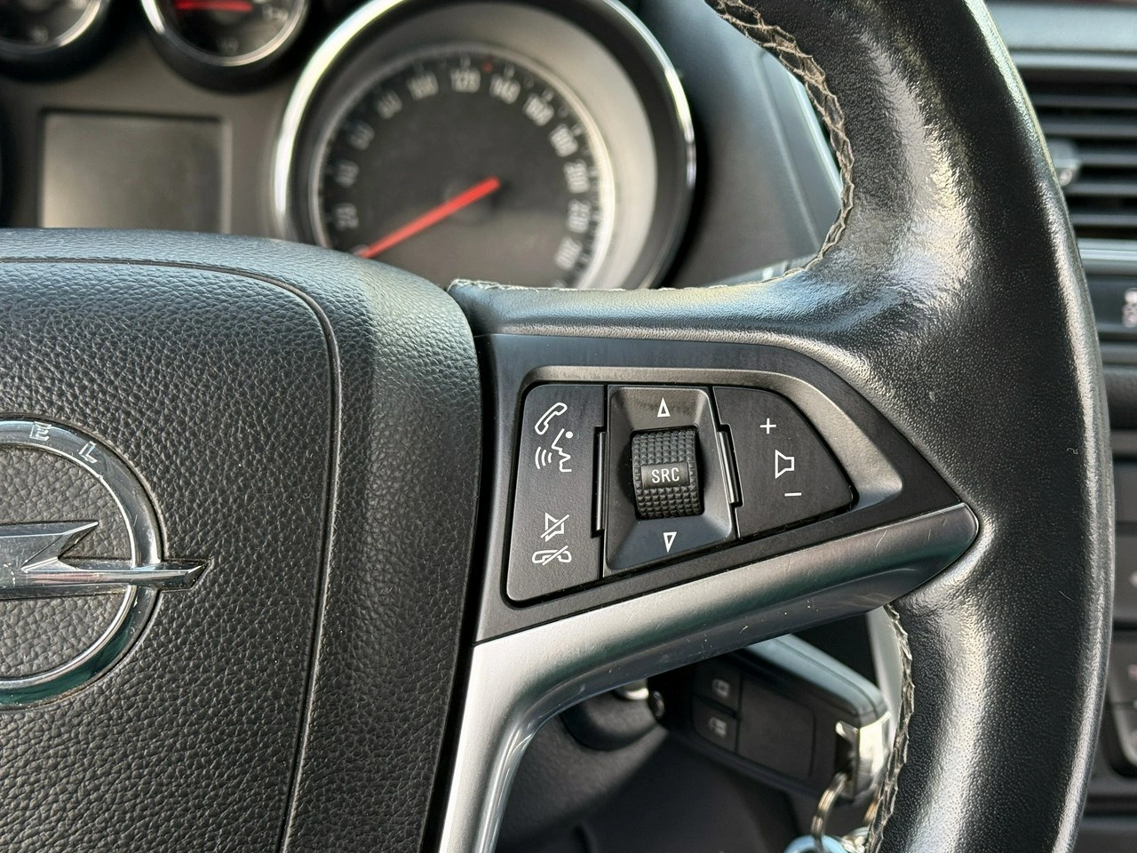 Opel Mokka - Zdjęcie 13