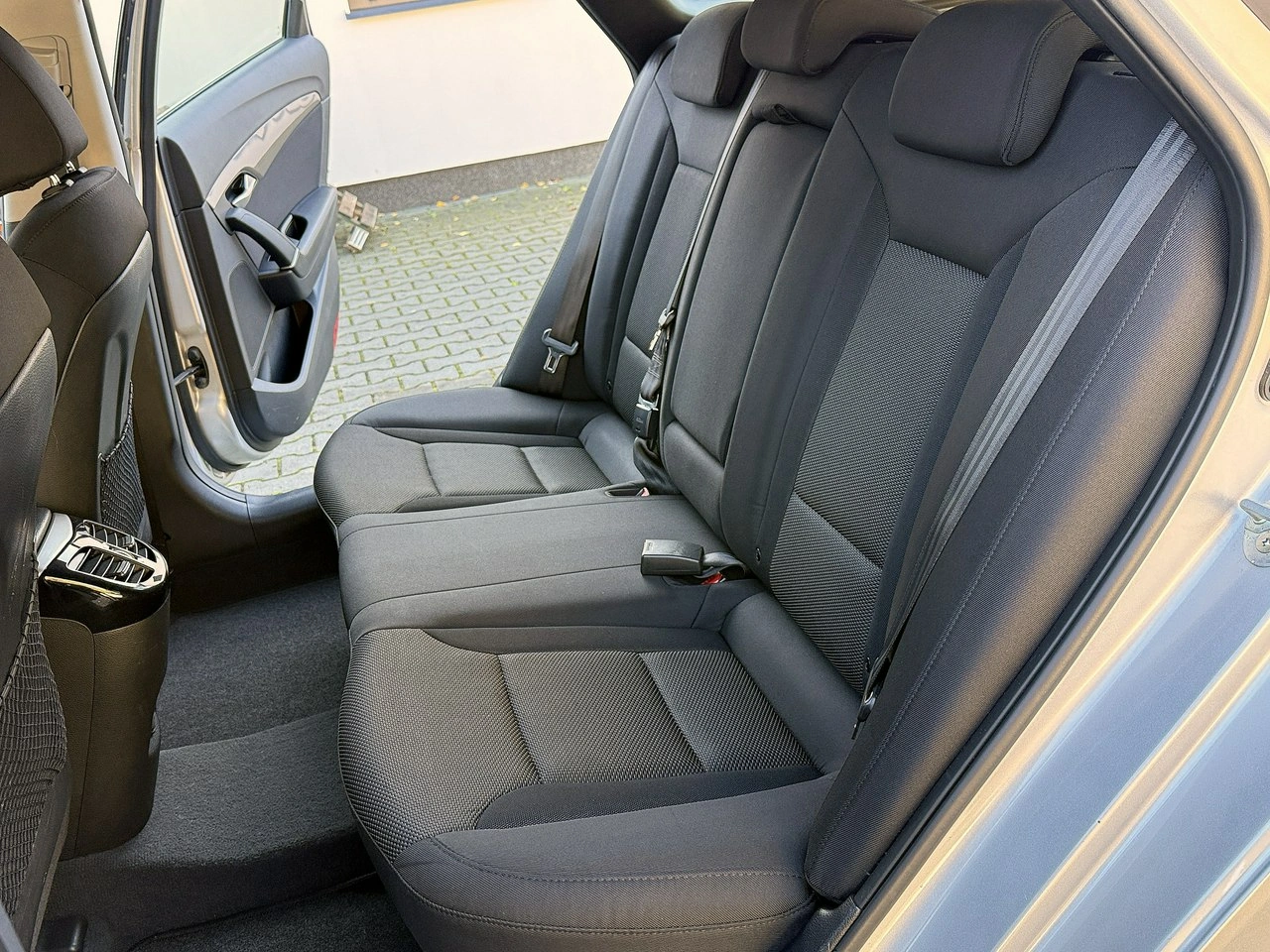 Hyundai i40 - Zdjęcie 42