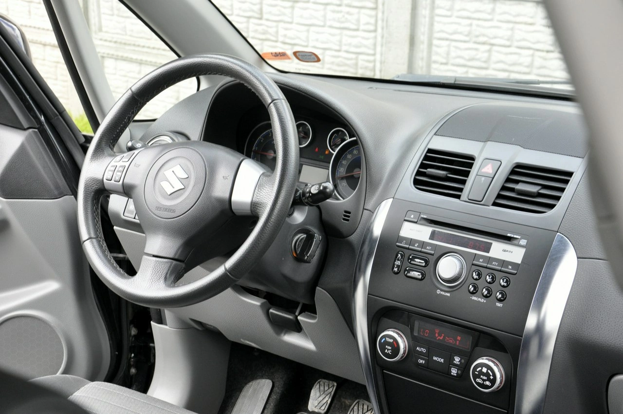 Suzuki SX4 - Zdjęcie 5