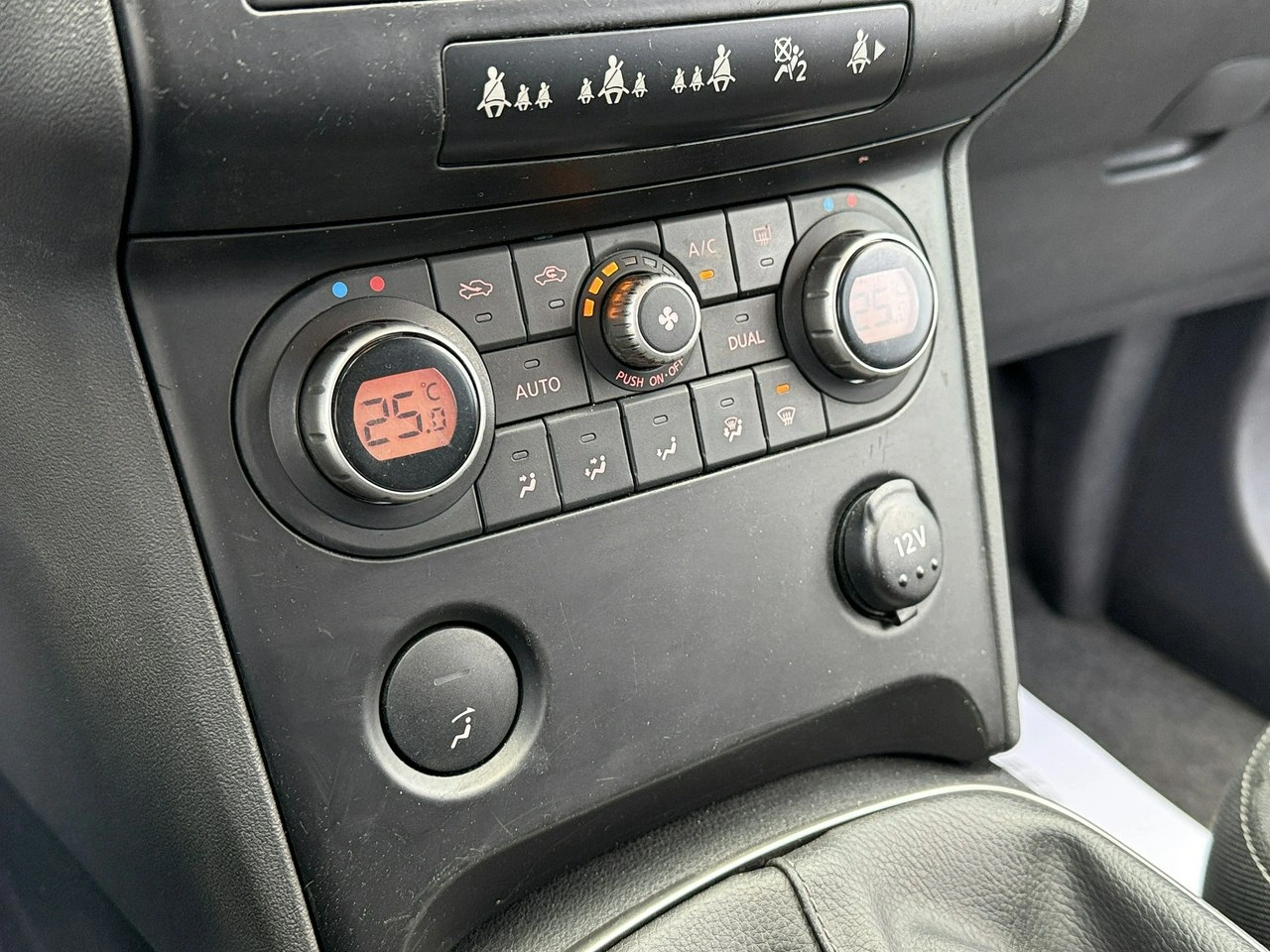 Nissan Qashqai - Zdjęcie 8