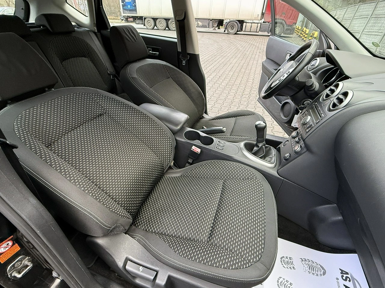 Nissan Qashqai - Zdjęcie 10