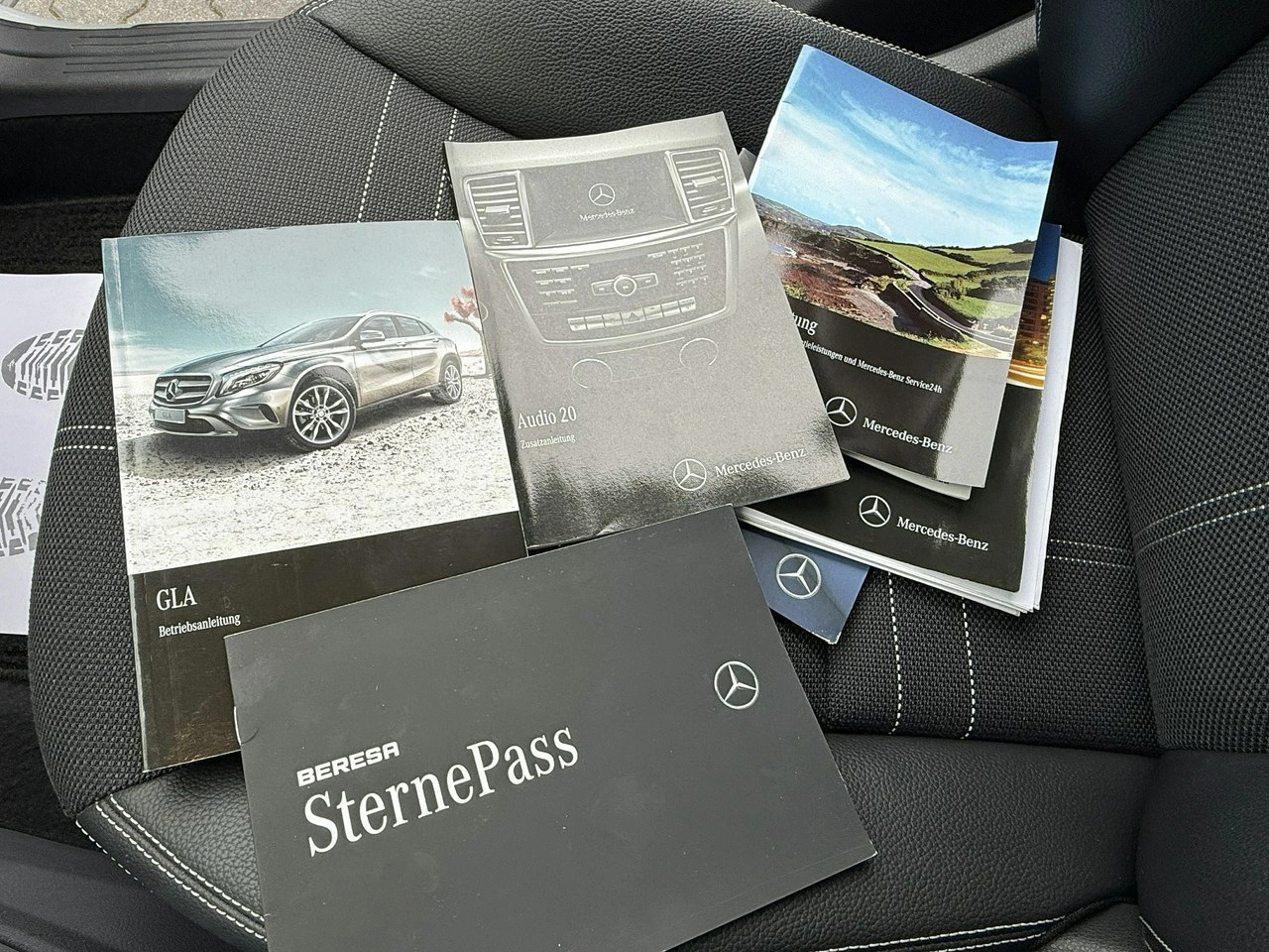 Mercedes GLA 200 - Zdjęcie 16