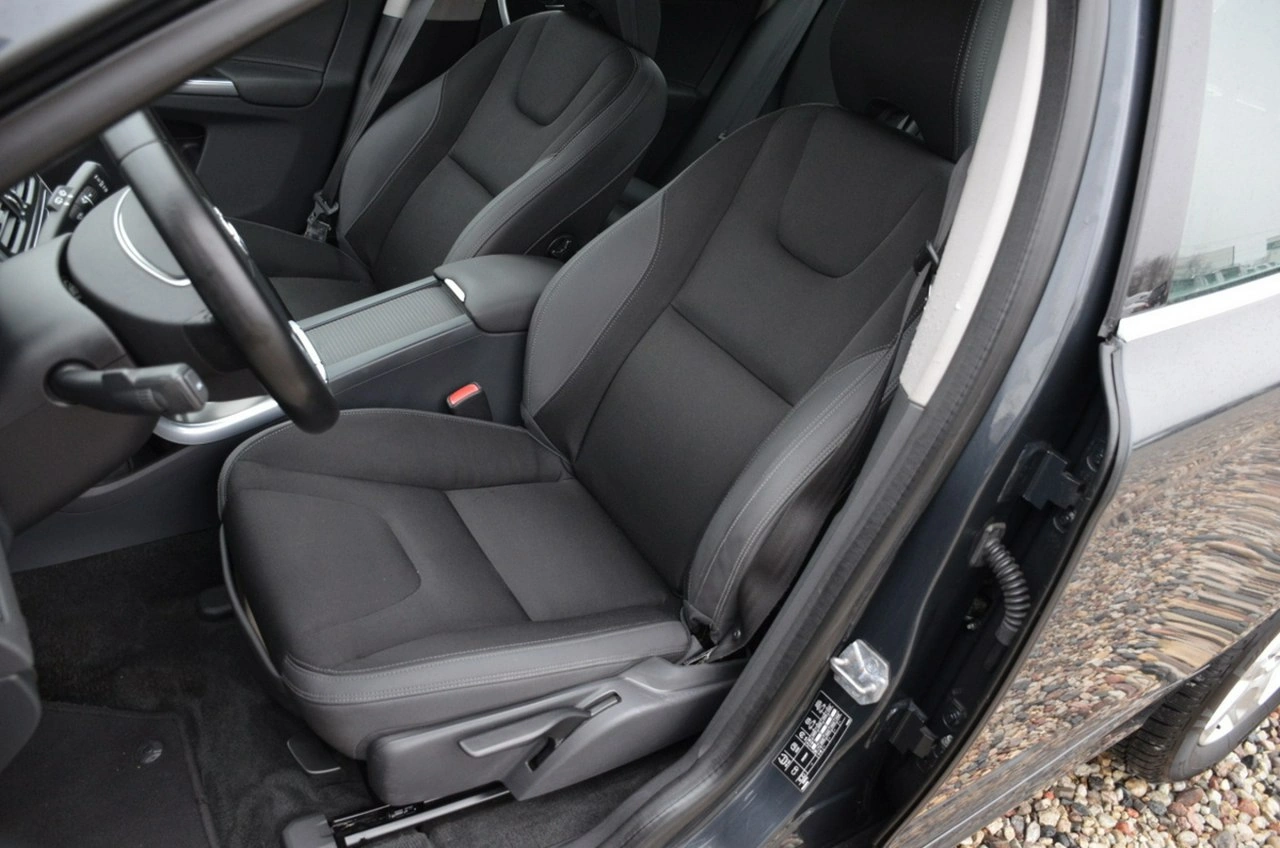 Volvo XC 60 - Zdjęcie 22